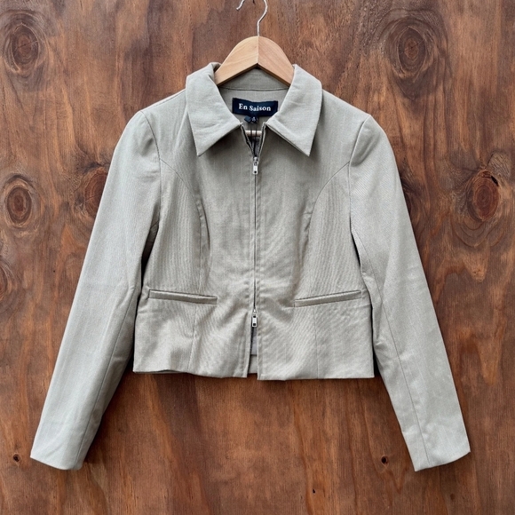 En Saison Jackets & Blazers - En Saison Women's Light Taupe Zip-Front Jacket